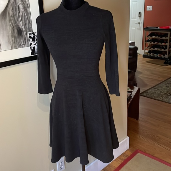 Decree long sleeve knit sweater dress (SM) - Picture 2 of 6